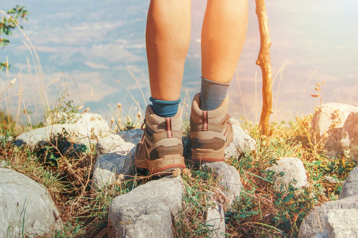 Bamboo Socks: A Must-Have for Outdoor Enthusiasts